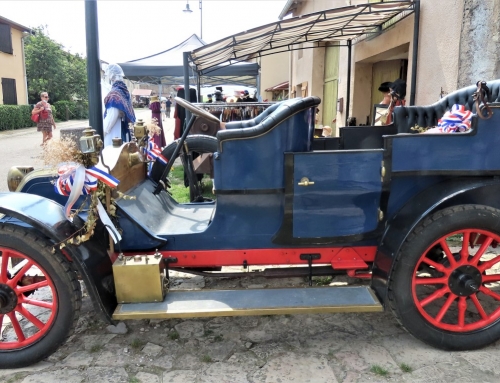 Voitures anciennes, rétromobiles